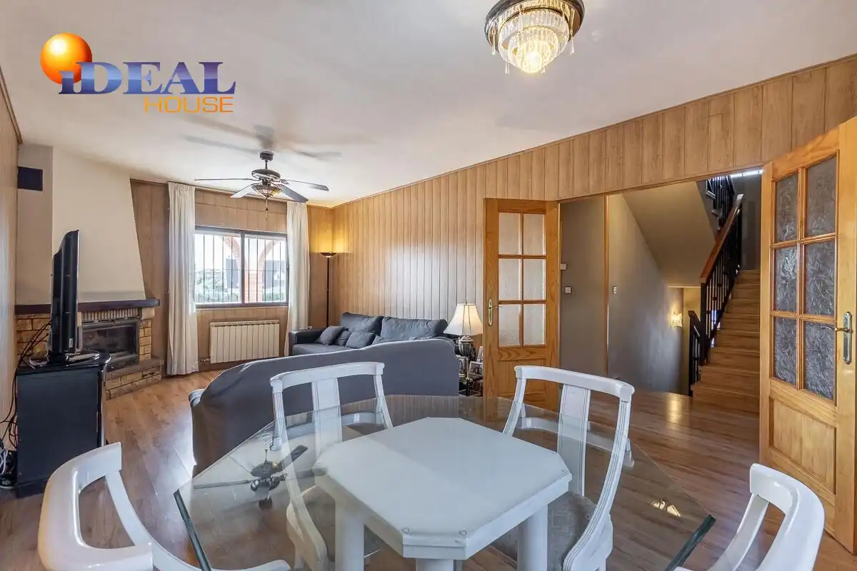 Casa o xalet en venda a Gójar