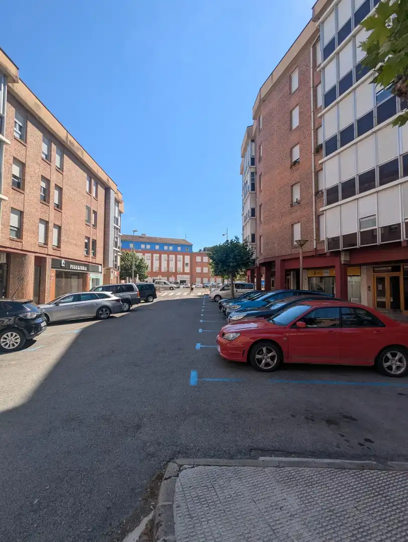 Parkplatz von Wohnung zum Verkauf in Estella / Lizarra mit Heizung