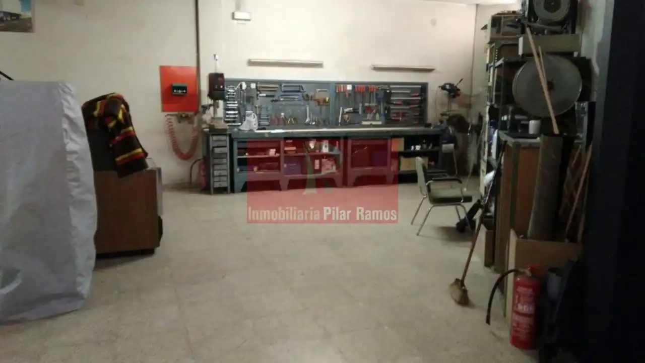 Local comercial en venda a Trobajo del Camino, imagen 5