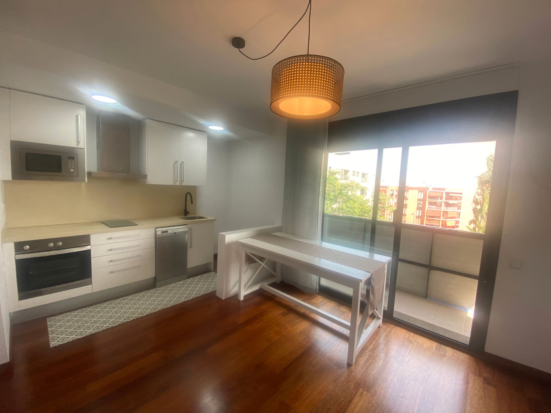 Cocina de Piso de alquiler en  Barcelona Capital con Aire acondicionado, Calefacción y Parquet