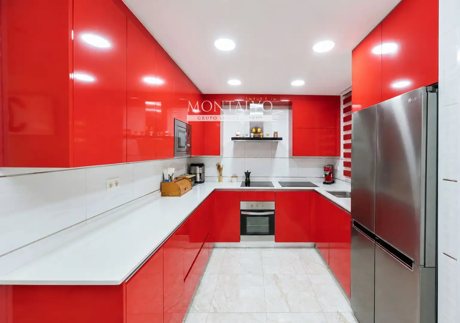 Kitchen of Houses for sale in Atarfe  with Air Conditioner, Heating and Terrace