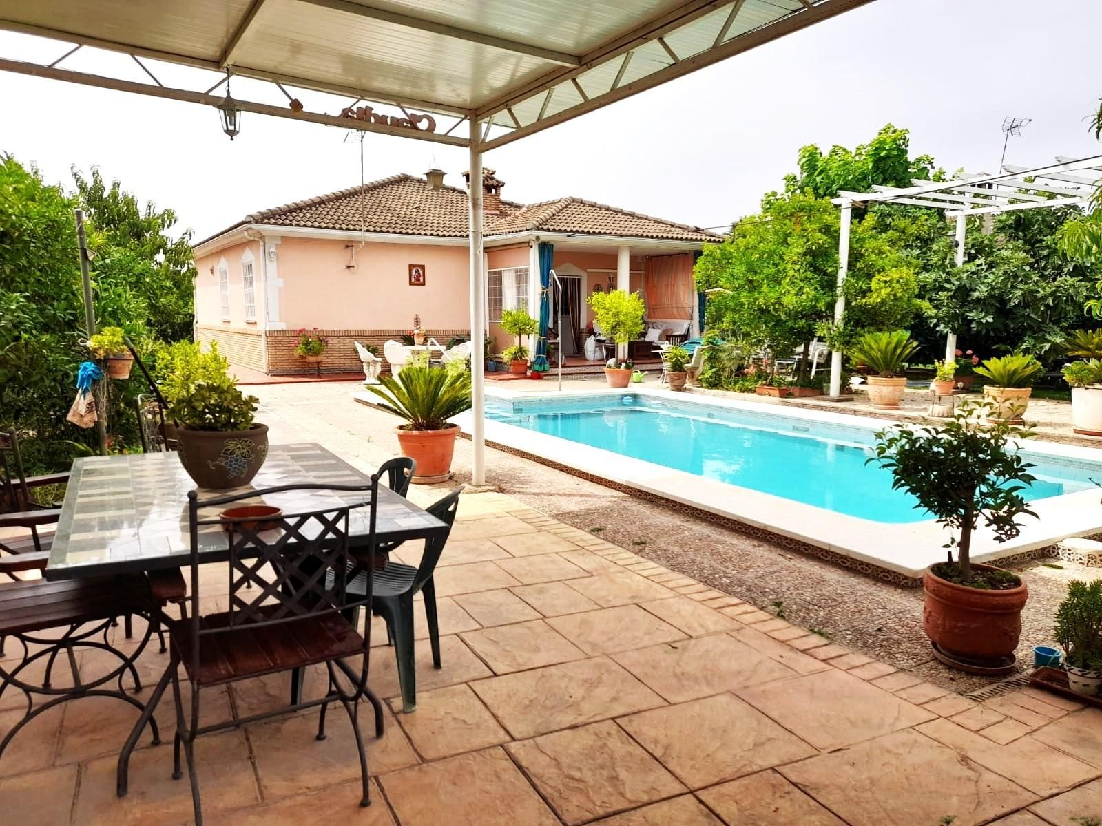 Piscina de Finca rústica en venda en  Córdoba Capital amb Aire condicionat, Calefacció i Jardí privat