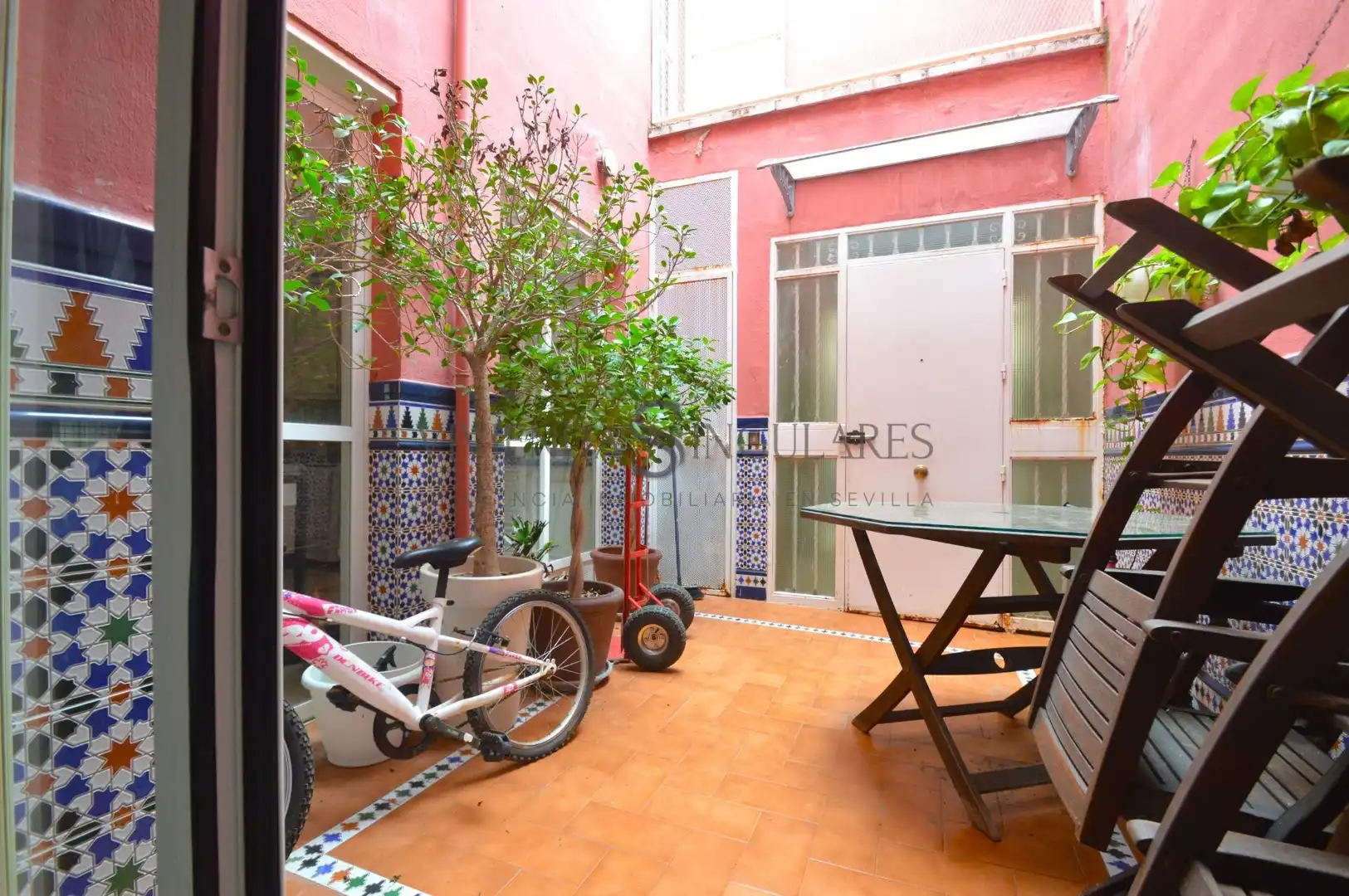 Terrace of Detached homes for sale in Sevilla  with Air Conditioner, Private garden and Terrace