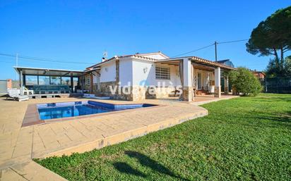 Vista exterior de Casa o xalet en venda en Santa Eulàlia de Ronçana amb Calefacció, Jardí privat i Terrassa