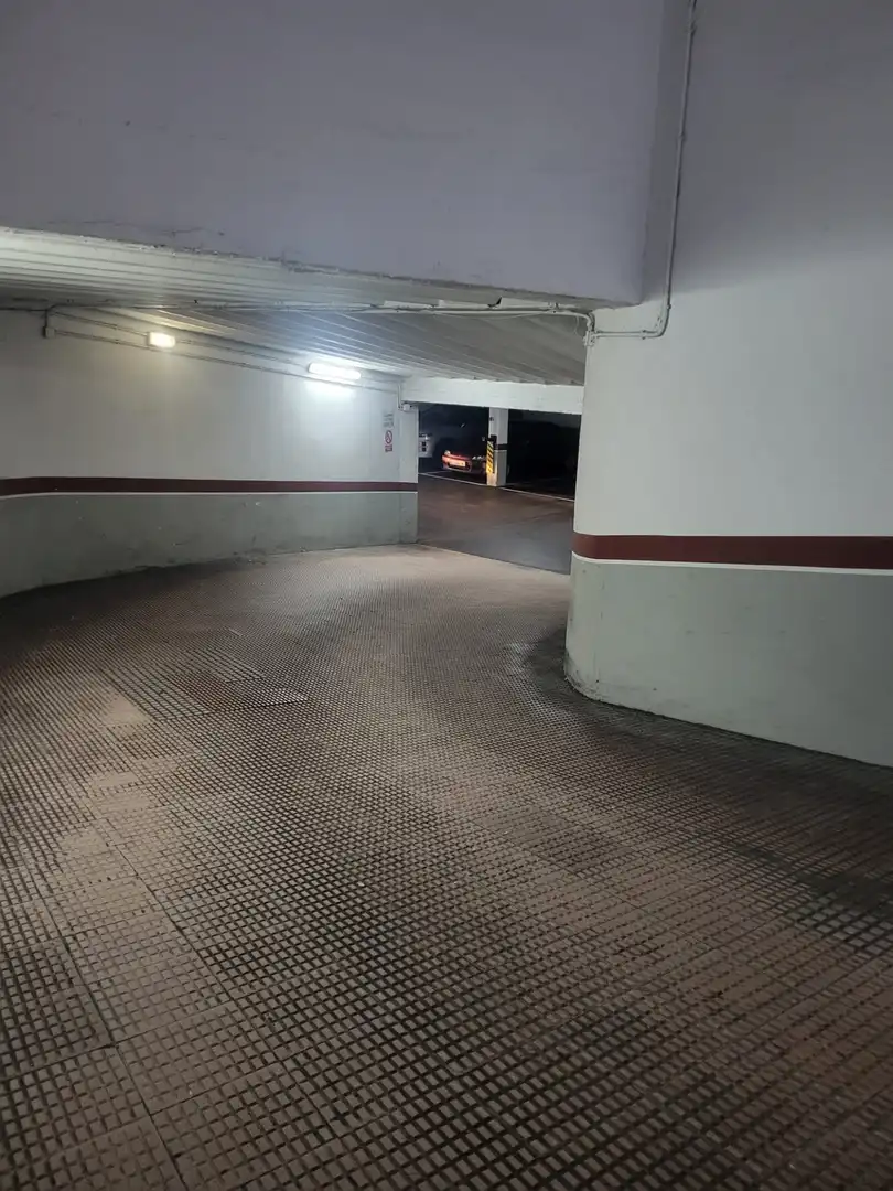 Aparcamiento en venta en Gijón - Ezcurdia, imagen 3