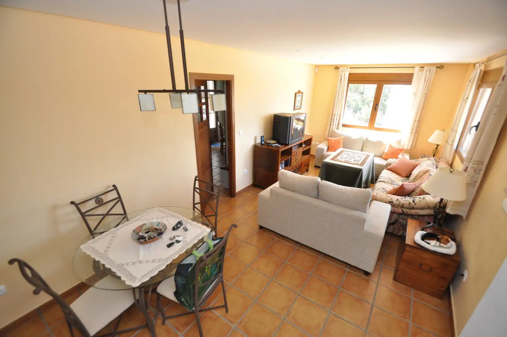 Sala d'estar de Casa o xalet en venda en Castalla amb Internet