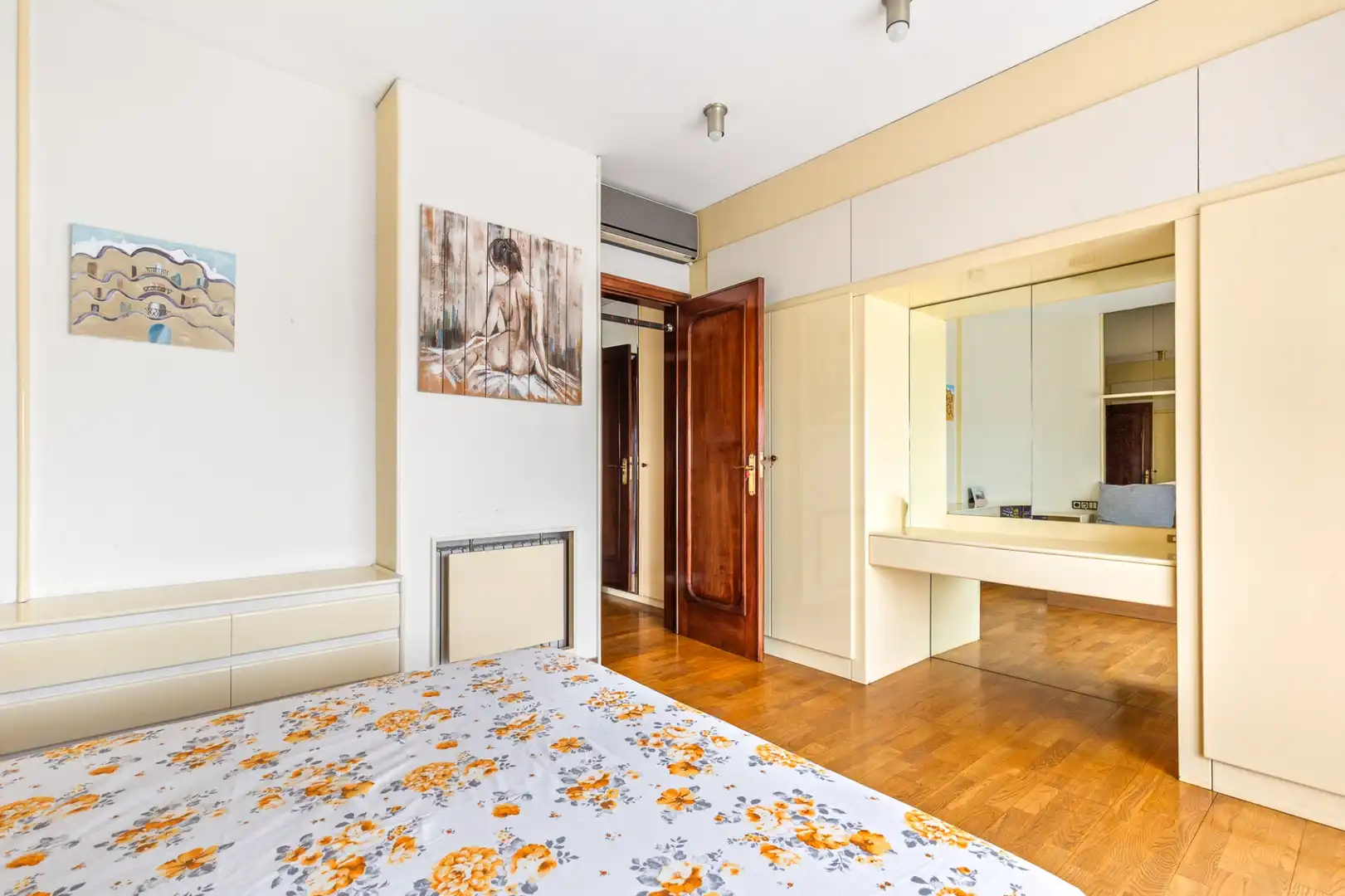 Habitación de Casa o chalet en venta en Sant Just Desvern con Aire acondicionado, Calefacción y Terraza
