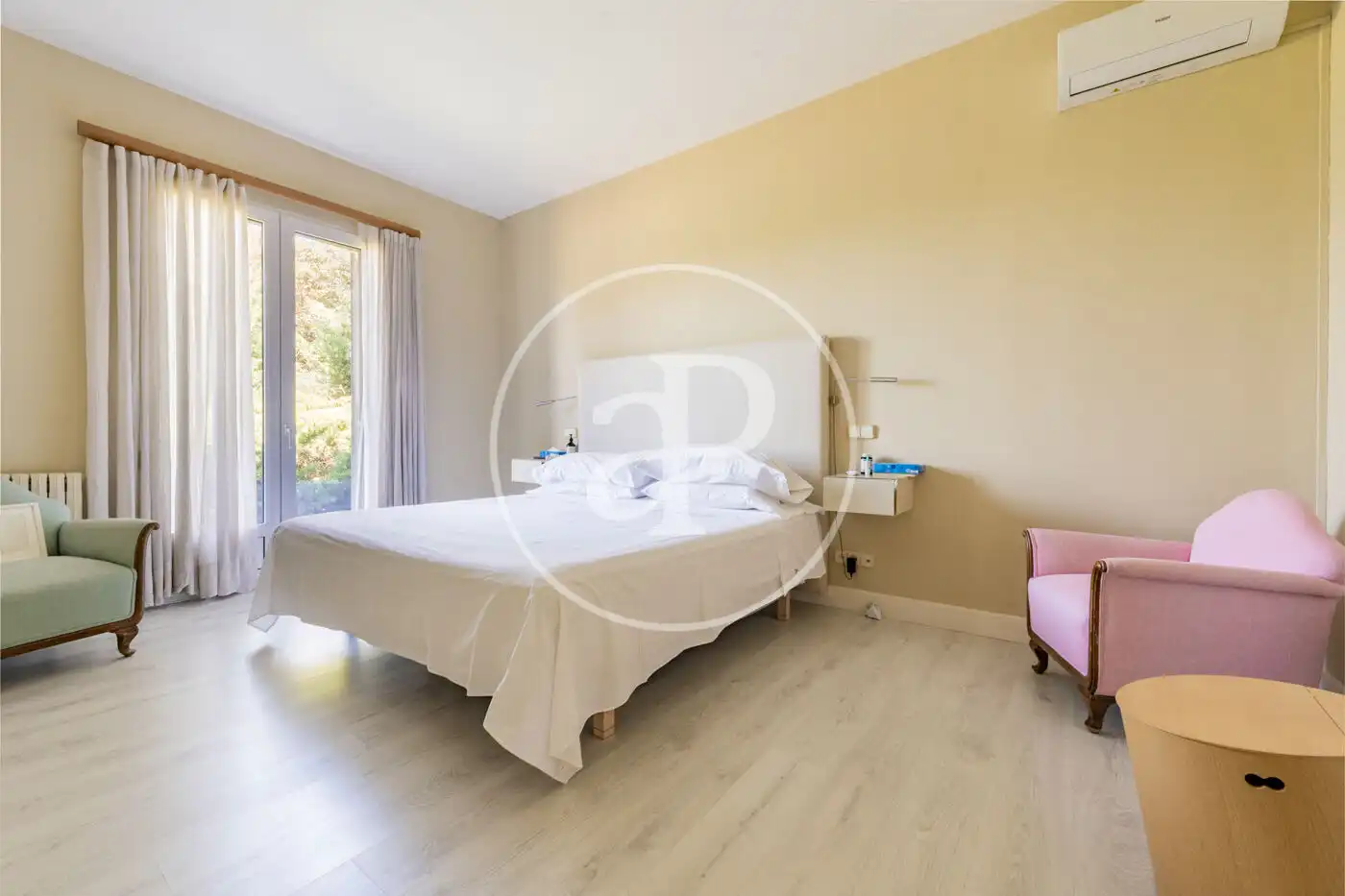 Habitación de Casa o chalet de alquiler en Pozuelo de Alarcón con Aire acondicionado, Calefacción y Jardín privado