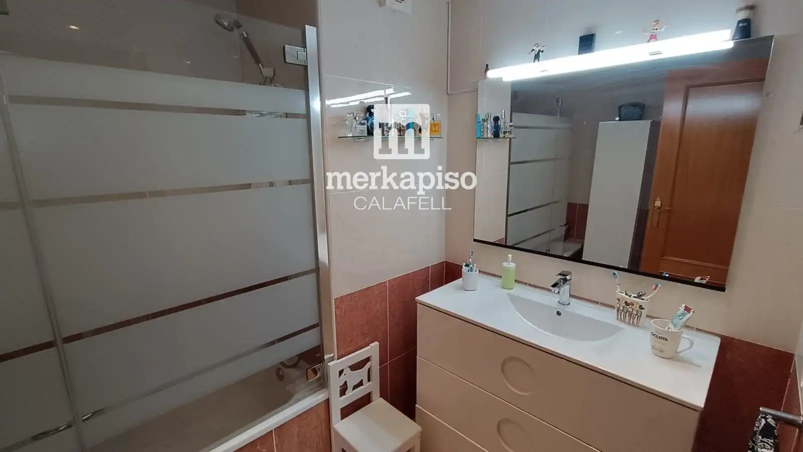 Bathroom of Attic for sale in El Vendrell  with Terrace