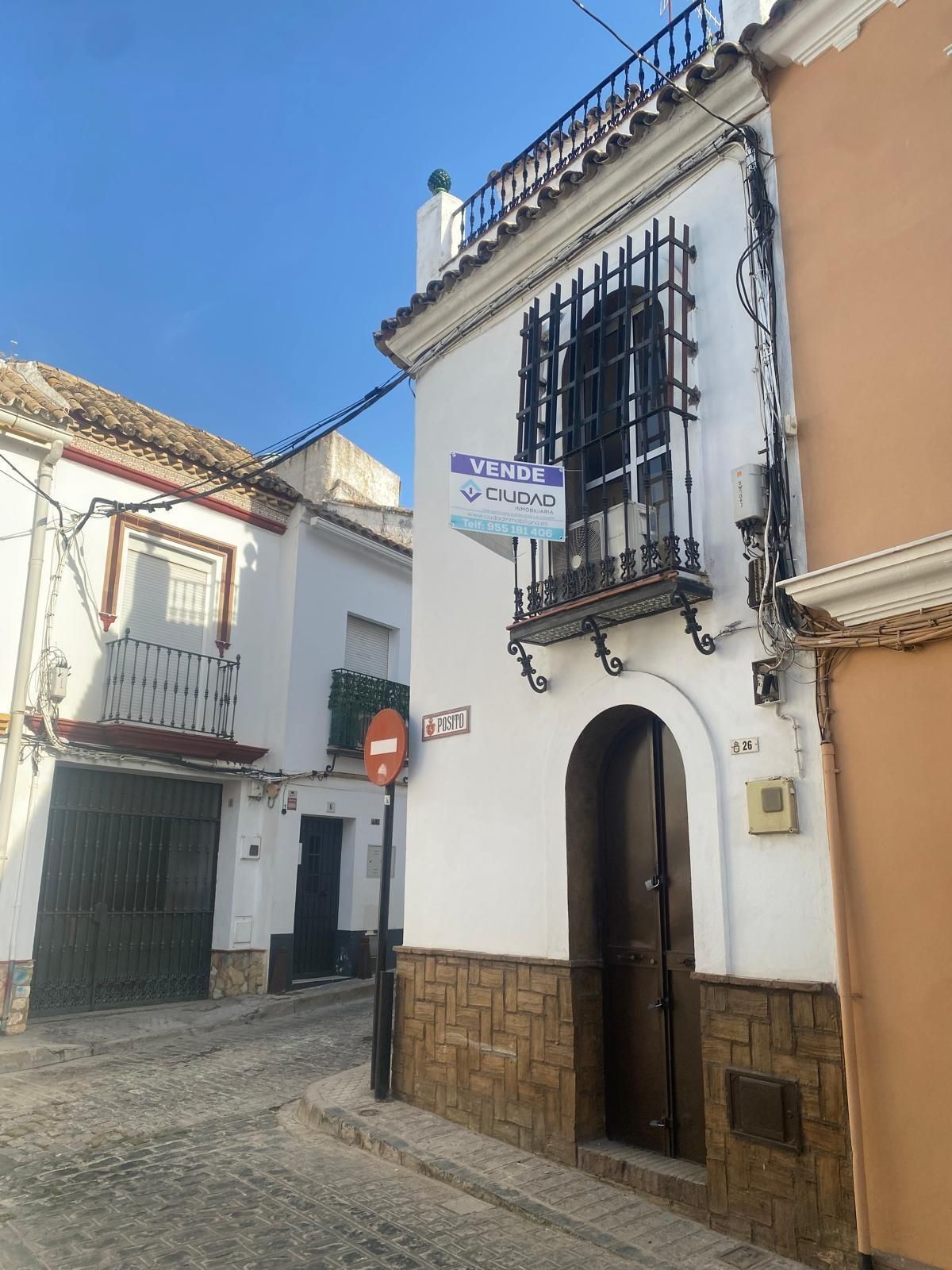Exterior view of House or chalet for sale in Morón de la Frontera