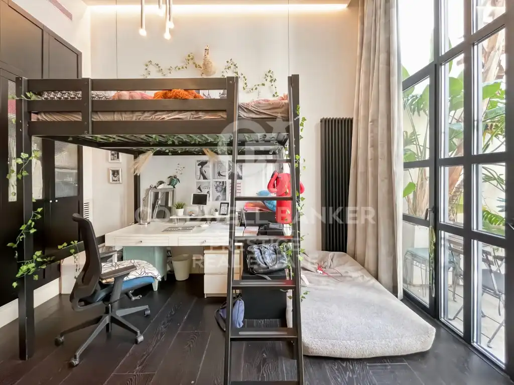Dormitori de Dúplex en venda en Barcelona amb Aire condicionat, Terrassa i Forn