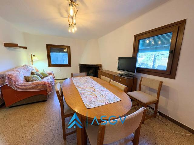 Casa-chalet en Venta en Santa Maria de Miralles