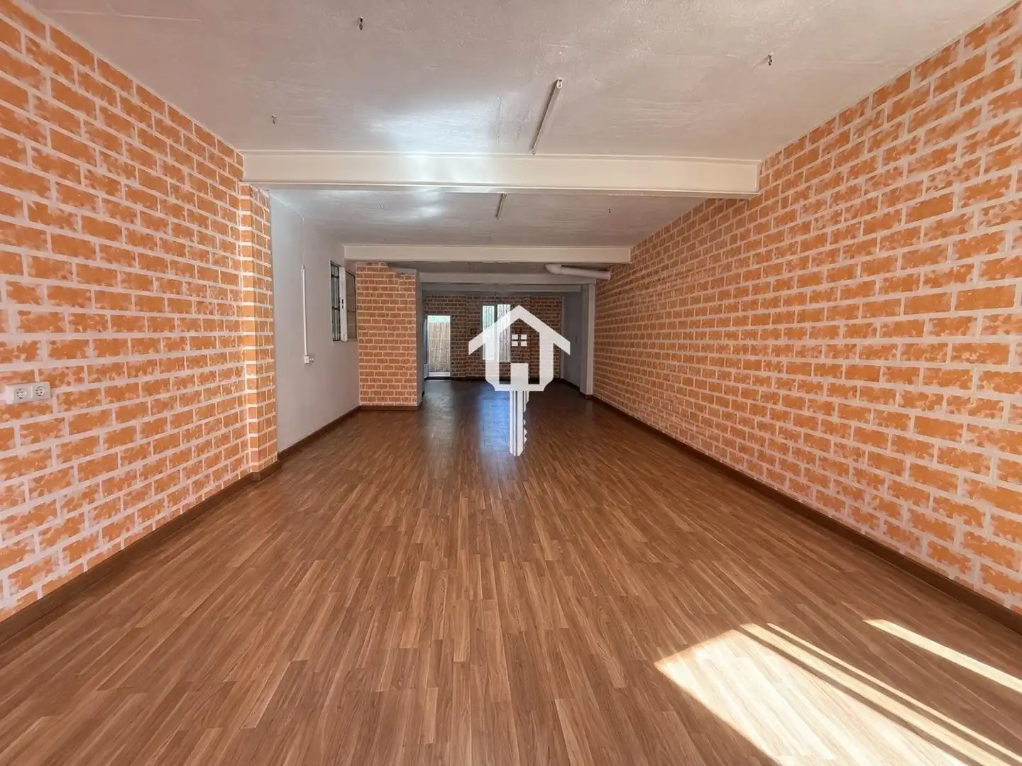 Local comercial en venta en Calle DR SAPENA, imagen 4