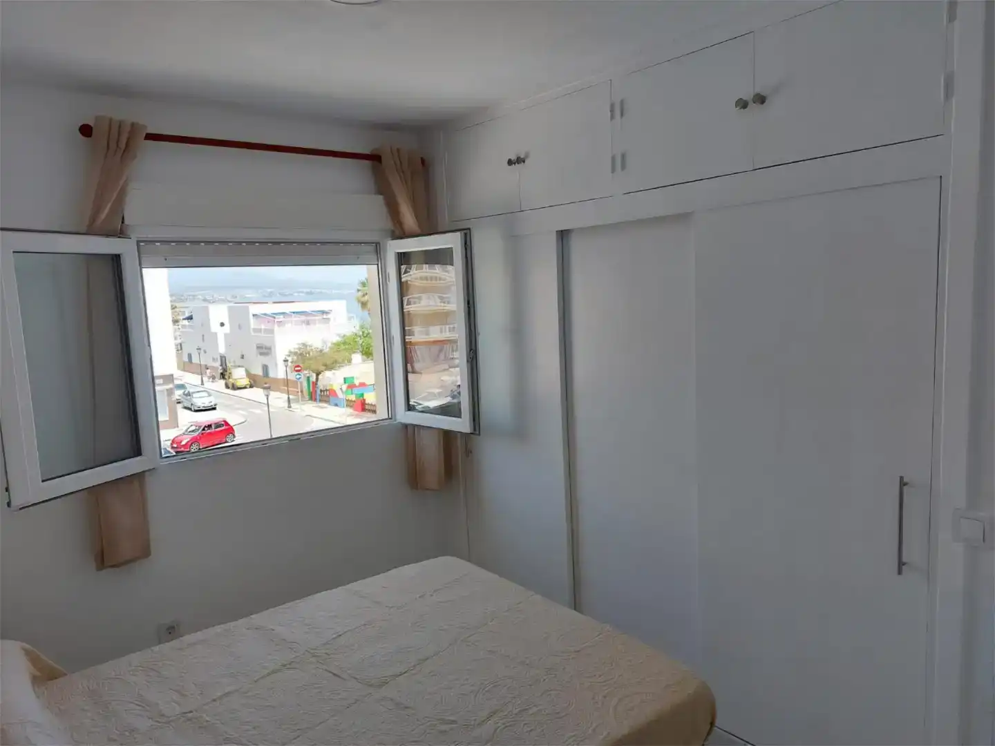 Habitación de Piso de alquiler en San Luis de Sabinillas