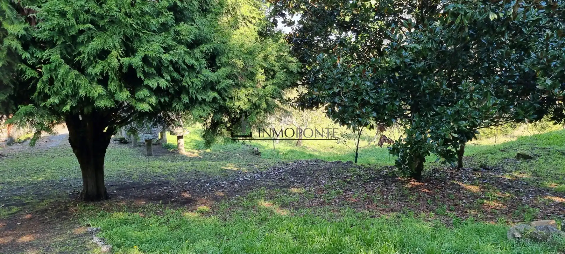 Casa o xalet en venda en Pontevedra Capital  amb Jardí privat
