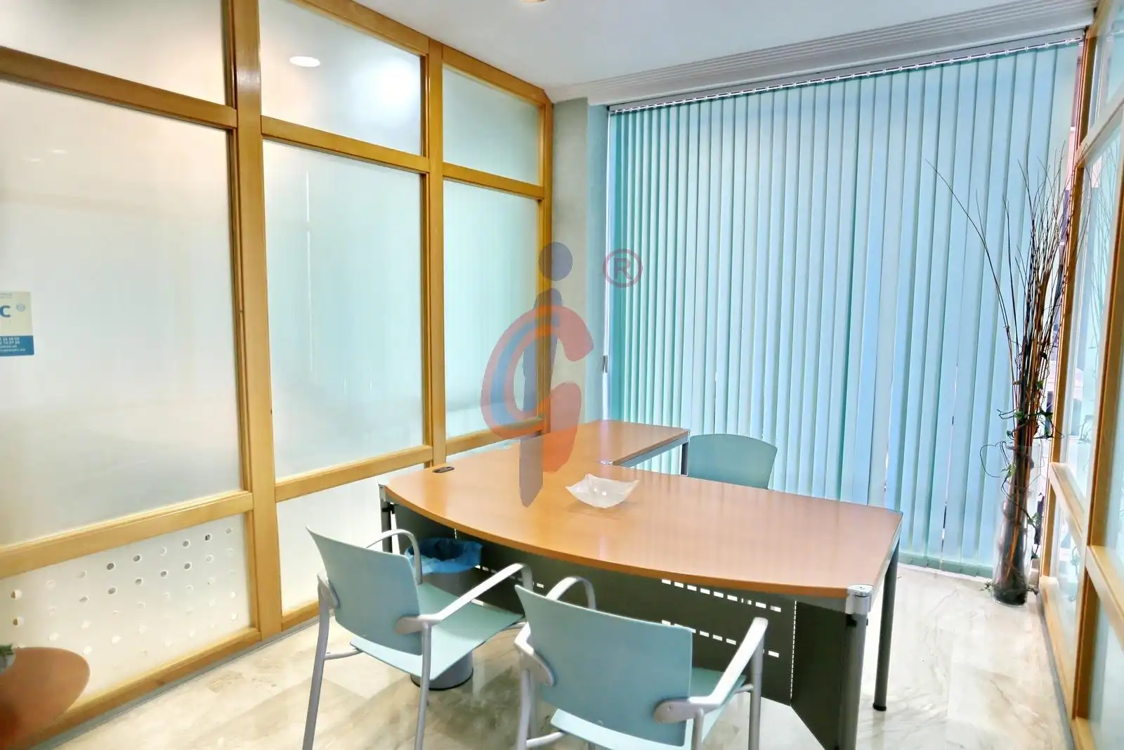 Commercial properties for sale in Guardamar del Segura  with Air Conditioner