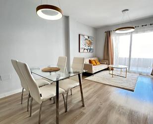 Sala d'estar de Apartament de lloguer en Marbella amb Calefacció, Terrassa i Piscina