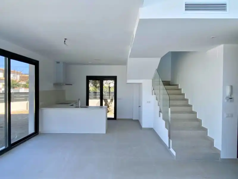 Casa amb piscina en venda a N/A, imagen 5