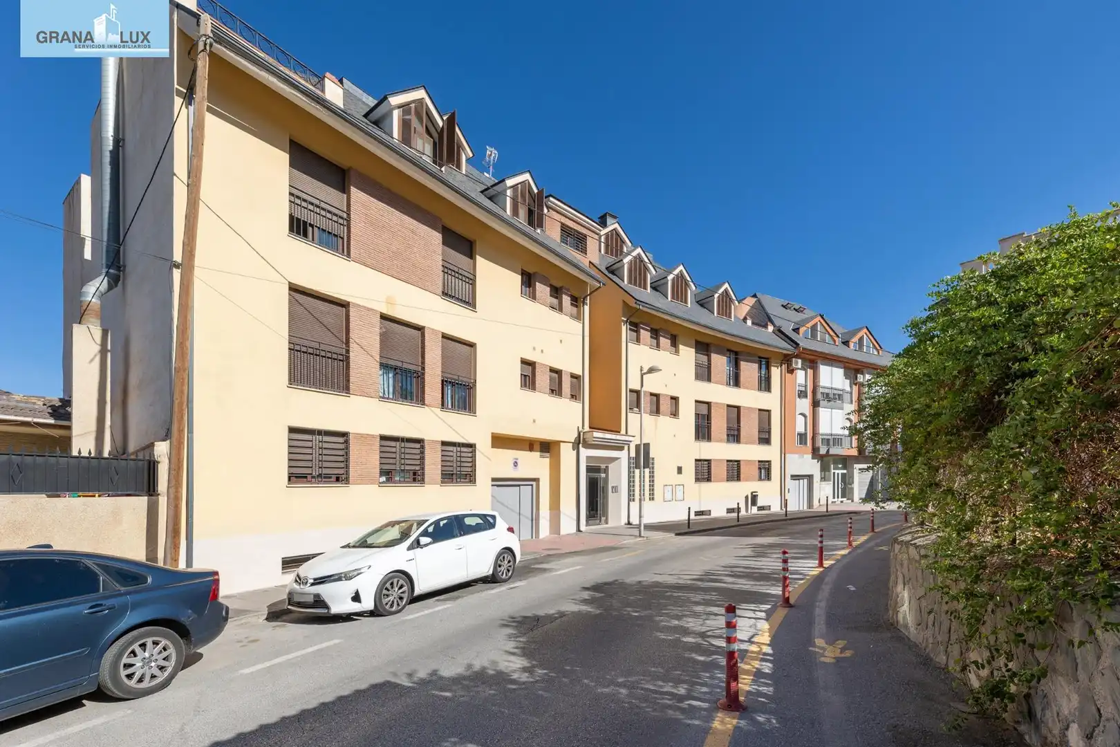 Flat with lift for sale in Avenida MADRID