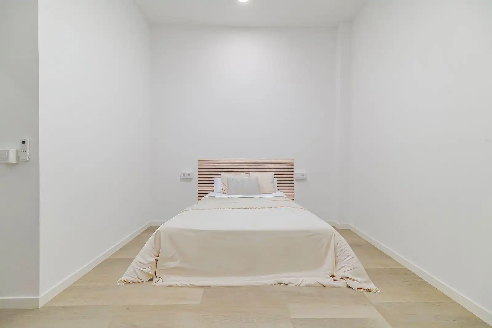 Habitación de Loft en venta en L'Hospitalet de Llobregat con Parquet