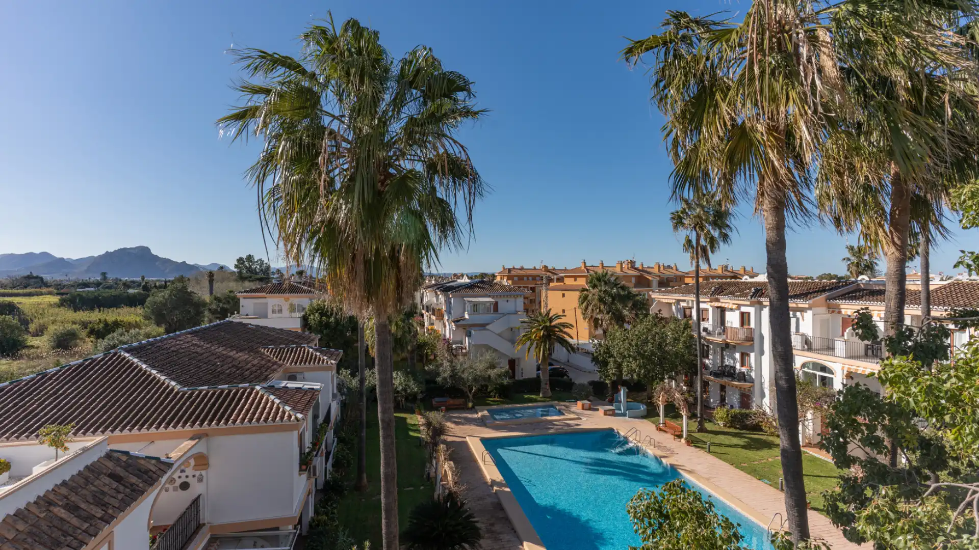 Piscina de Àtic en venda en Dénia amb Aire condicionat, Rentadora i Balcó