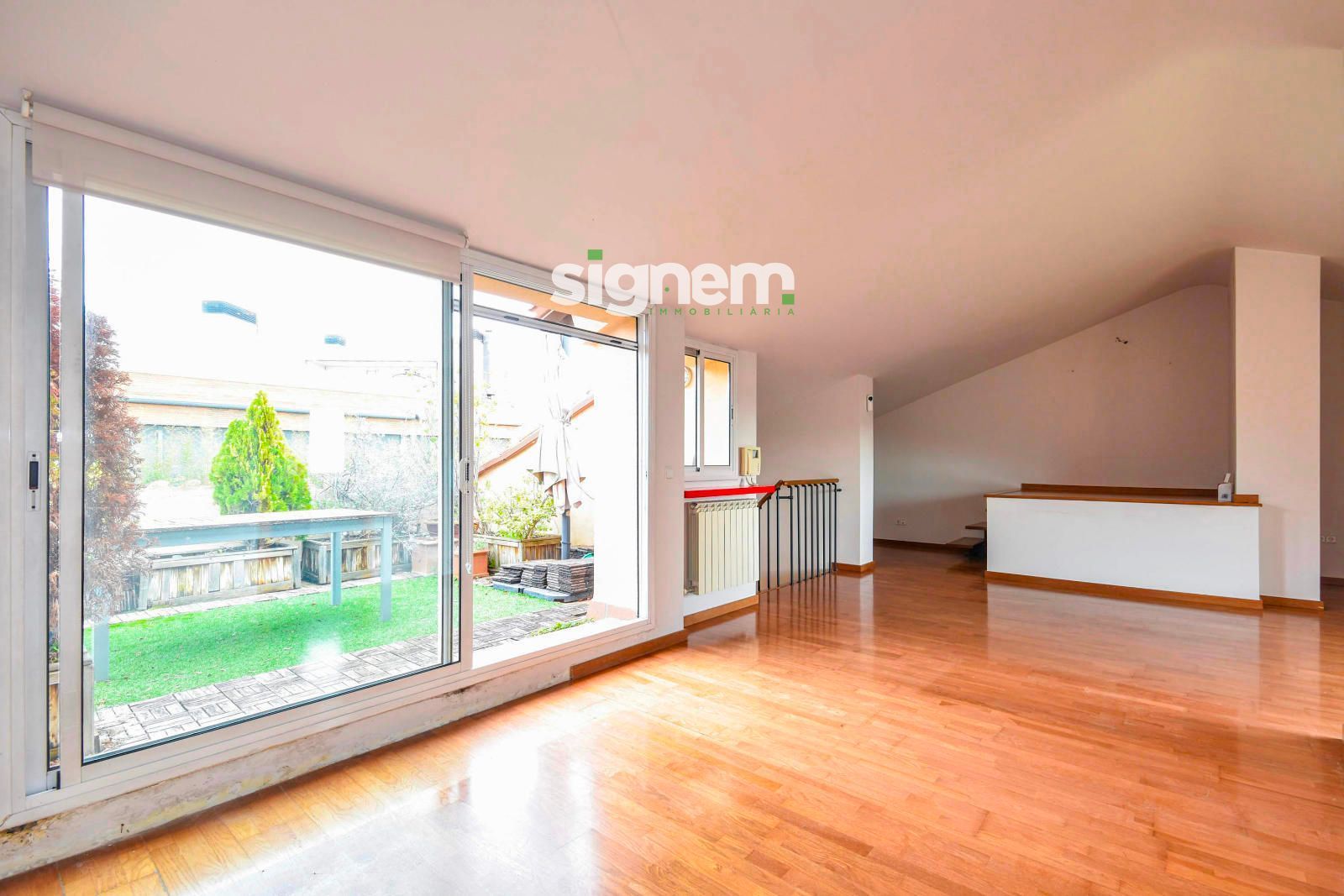Exterior view of Duplex for sale in Manresa  with Heating, Parquet flooring and Terrace