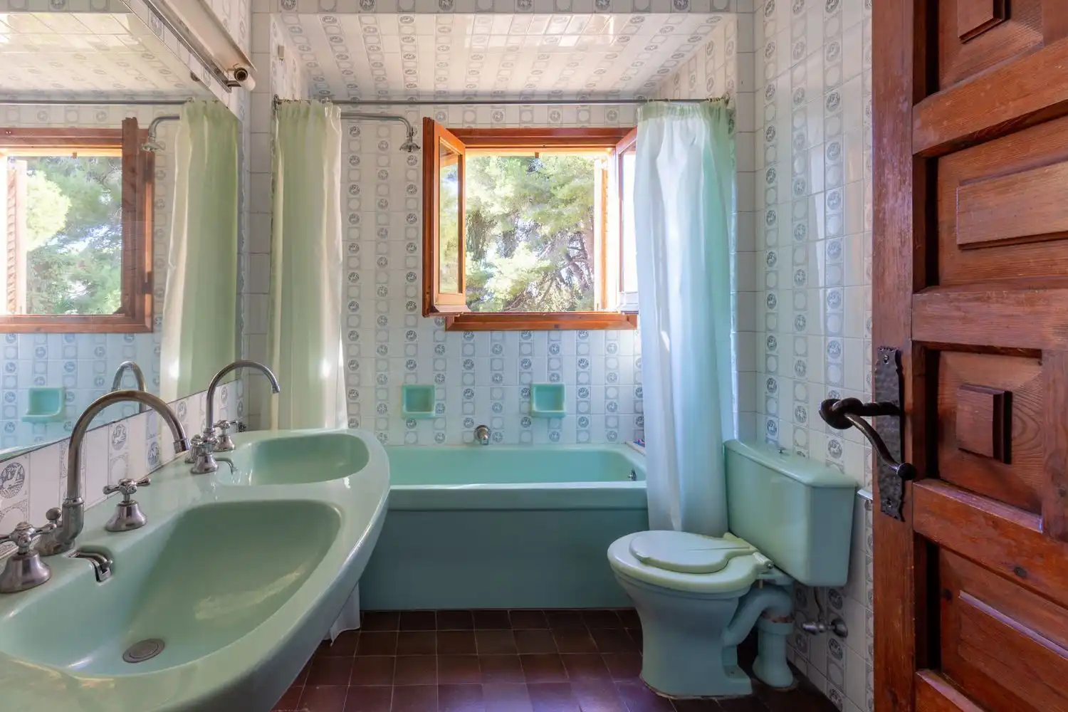 Bathroom of Houses for sale in Arenys de Mar  with Private garden, Terrace and Storage room