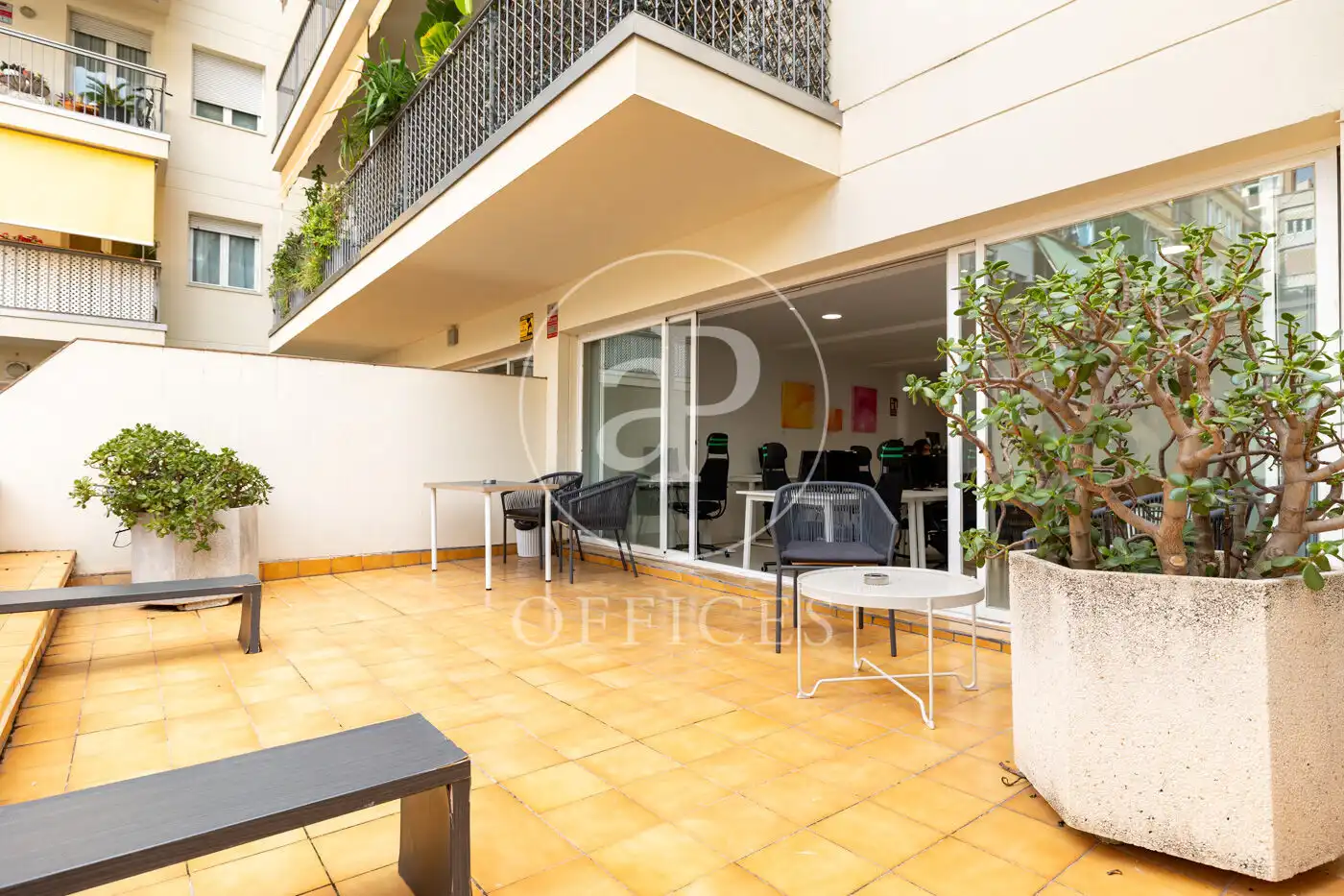 Terrassa de Oficina de lloguer en Eixample