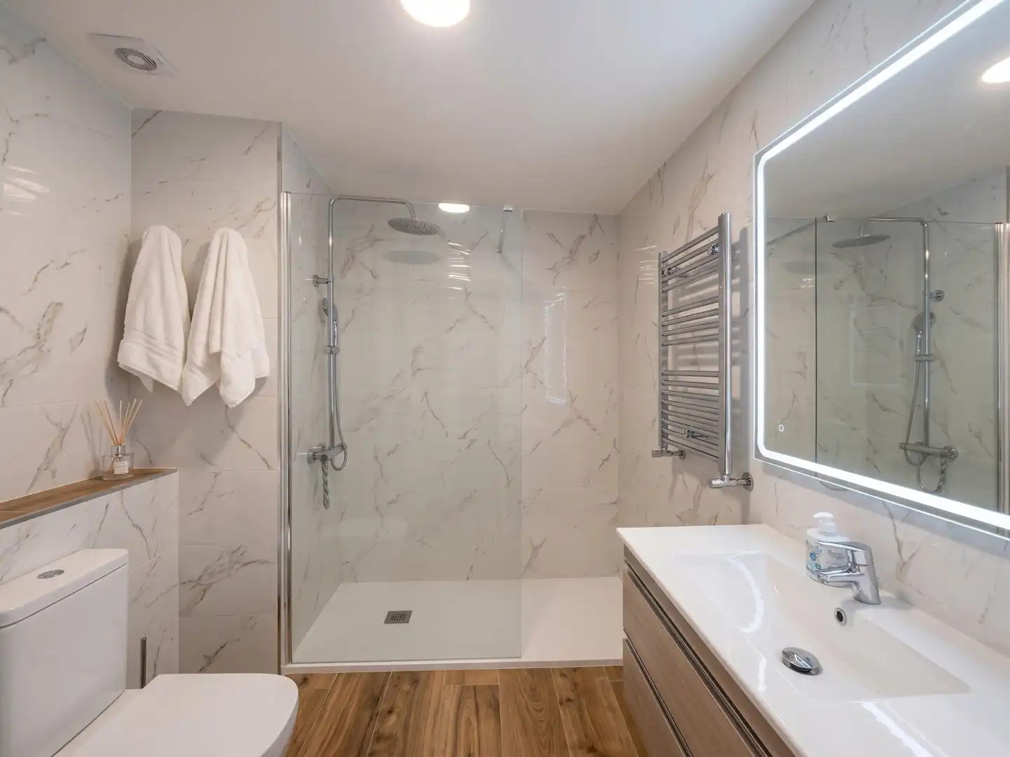 Bathroom of Flat for sale in Pinto  with Air Conditioner, Heating and Private garden