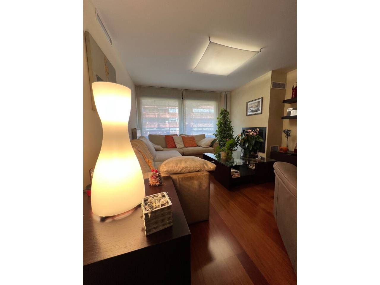 Living room of Flat for sale in Manresa  with Air Conditioner, Heating and Parquet flooring