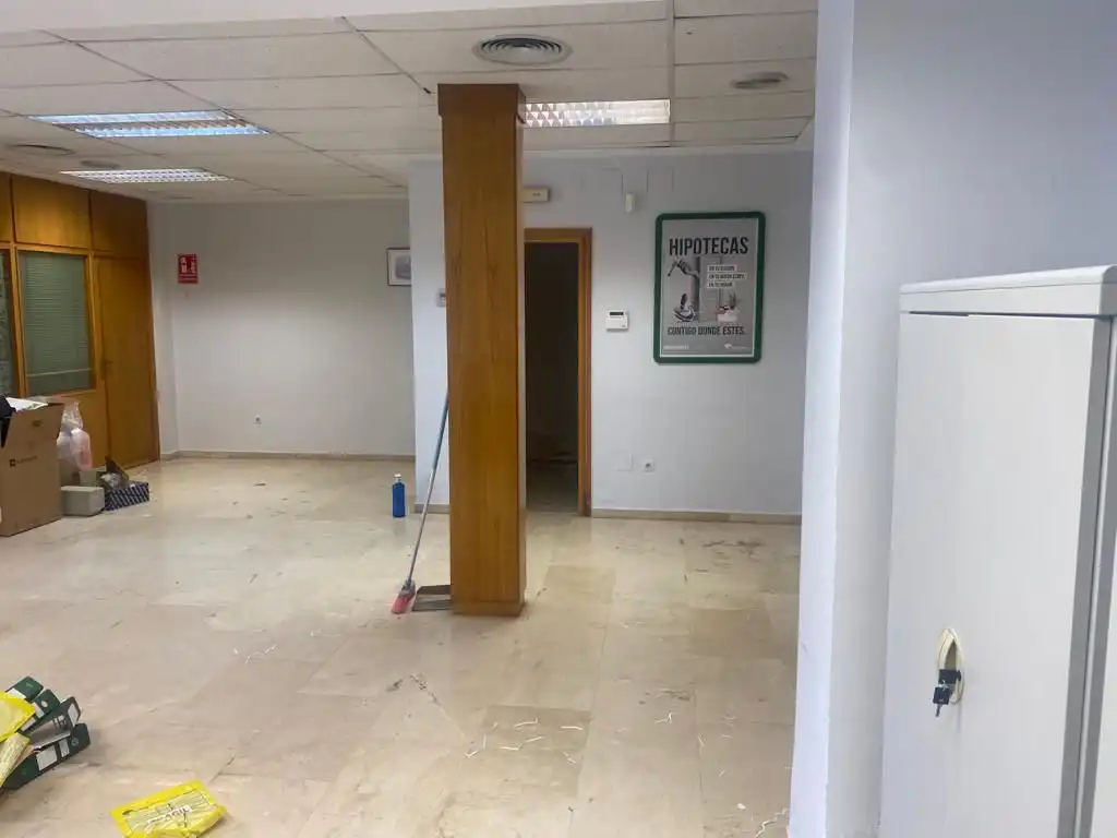 Local comercial en venda a Avenida del Azuer, imagen 11