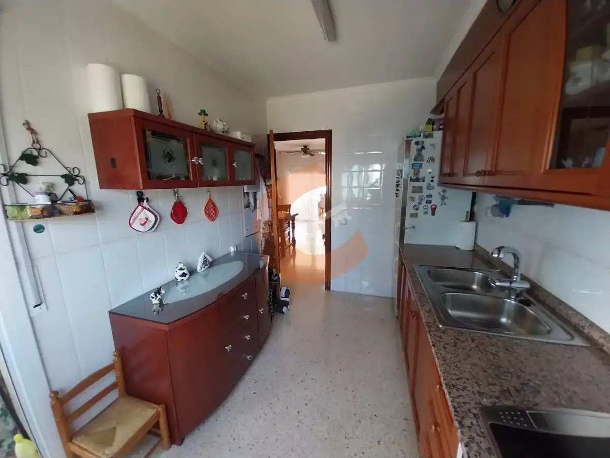 Küche von Wohnung zum Verkauf in Cunit mit Klimaanlage, Terrasse und Balkon