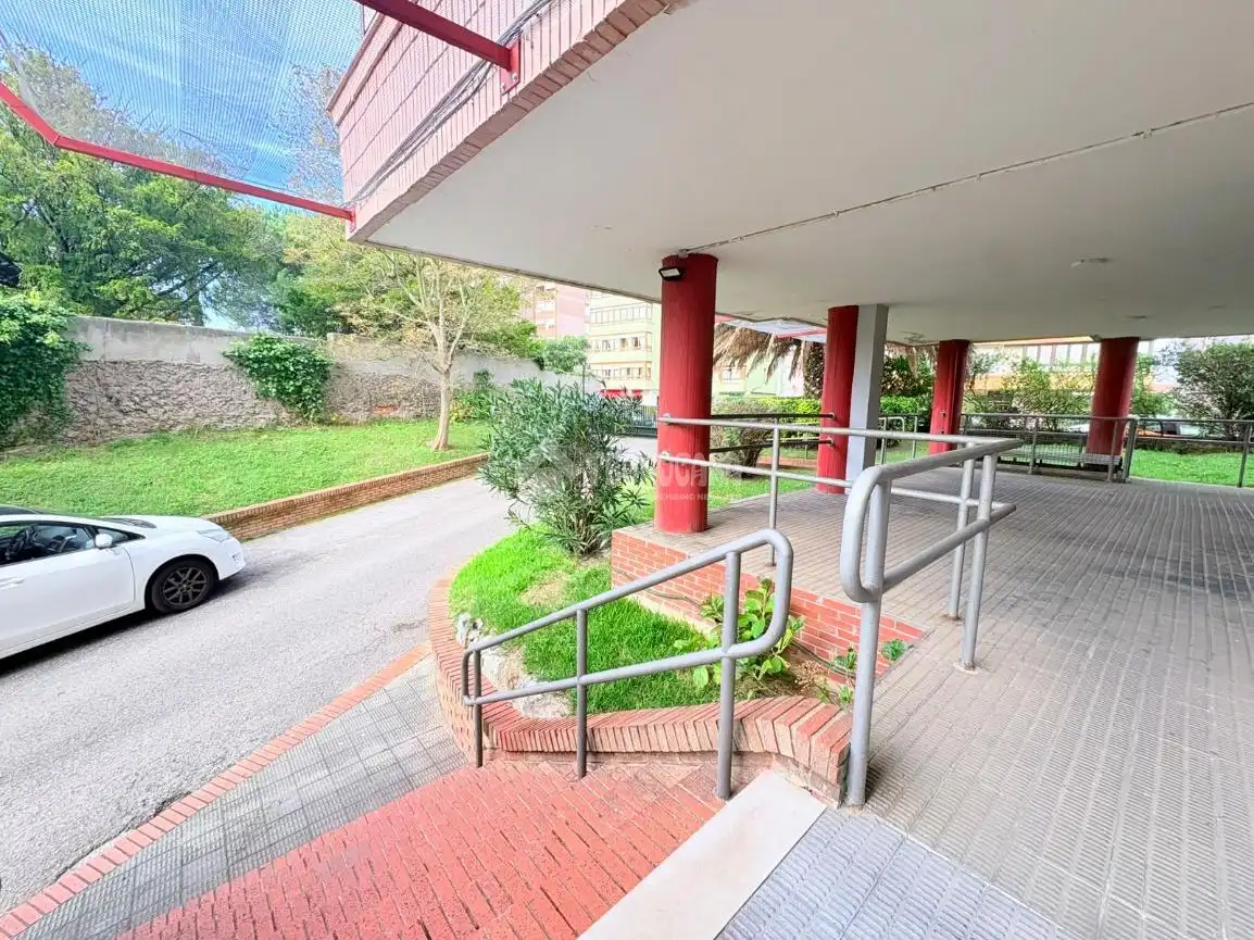 Vista exterior de Piso en venta en Santander con Calefacción y Terraza