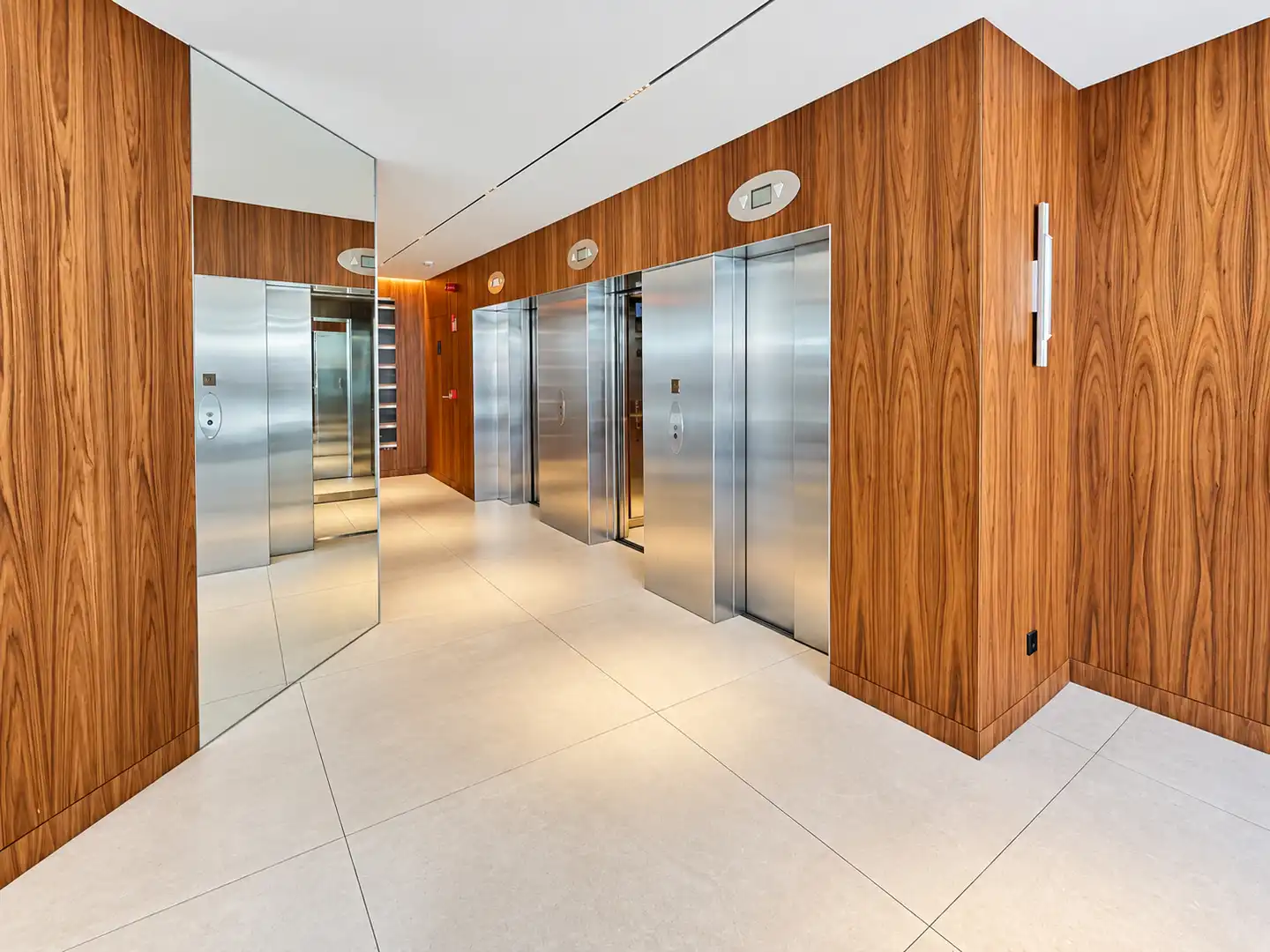 Office for rent in Barcelona  with Air Conditioner and Heating