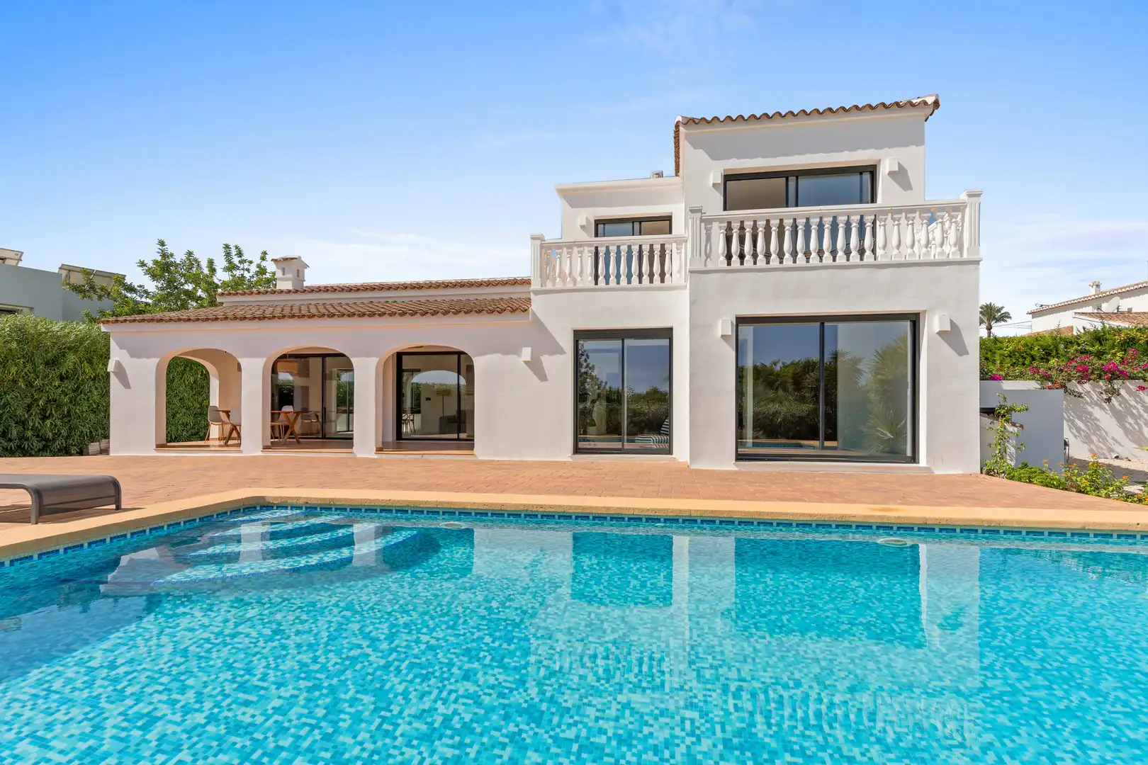 Vista exterior de Casa o xalet en venda en Cap Martí - El Tossalet - Pinomar