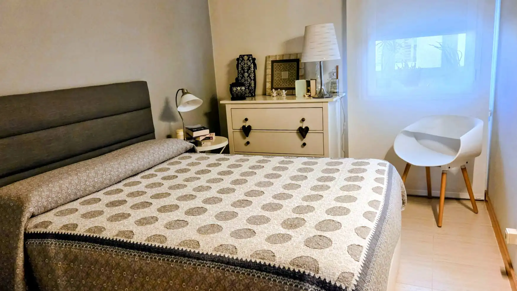 Habitación de Piso en venta en Sabadell con Aire acondicionado, Calefacción y Parquet