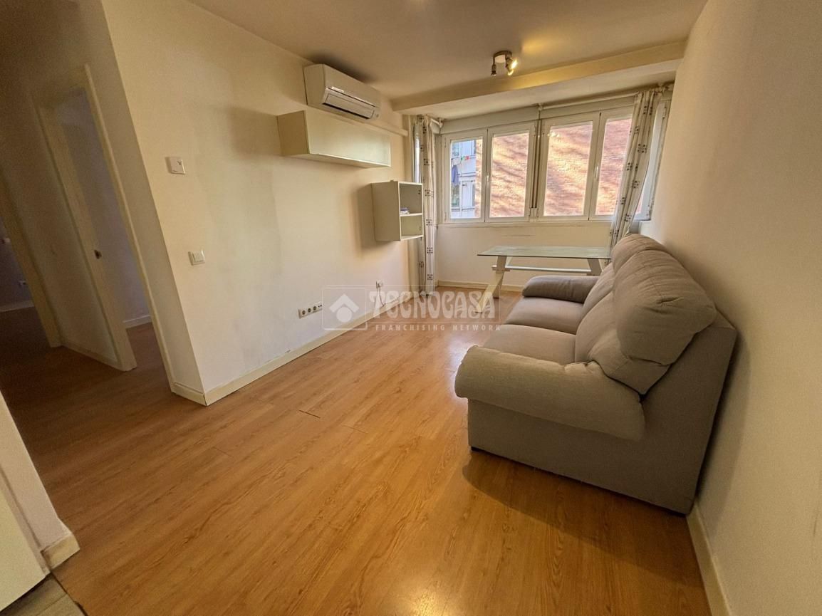 Flat for sale in  Madrid Capital  with Air Conditioner and Heating