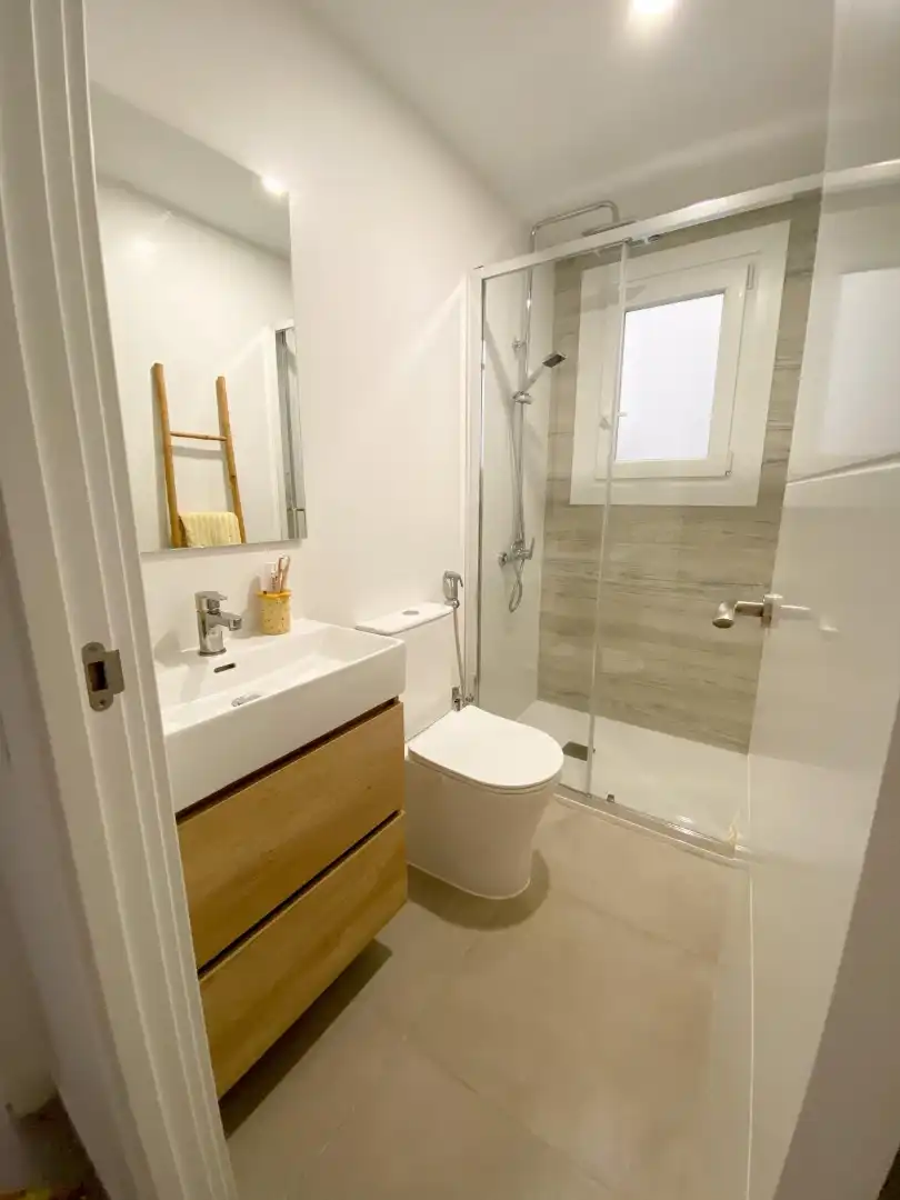 Bathroom of Flat for sale in Vila-seca  with Air Conditioner, Terrace and Furnished