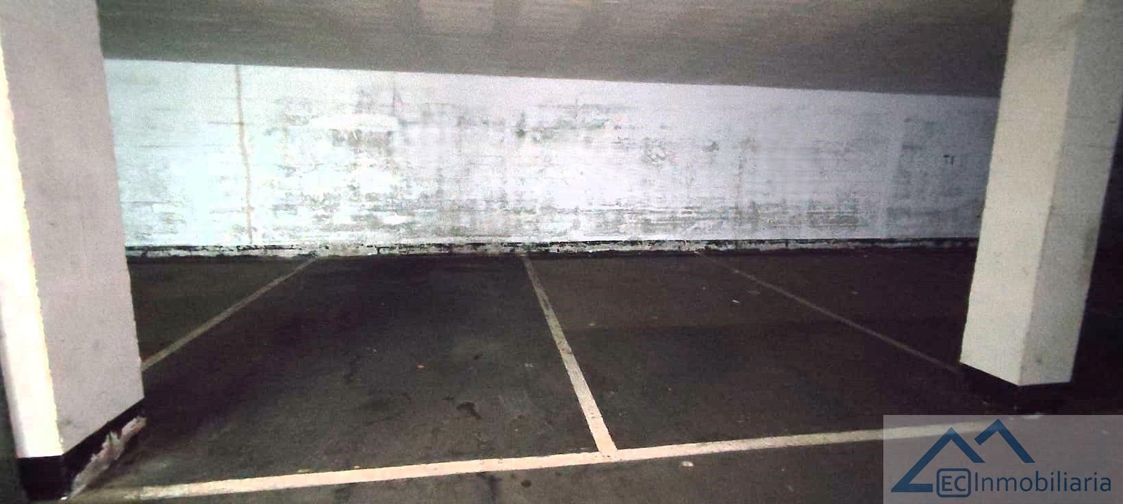 Parking of Garage for rent in Santander