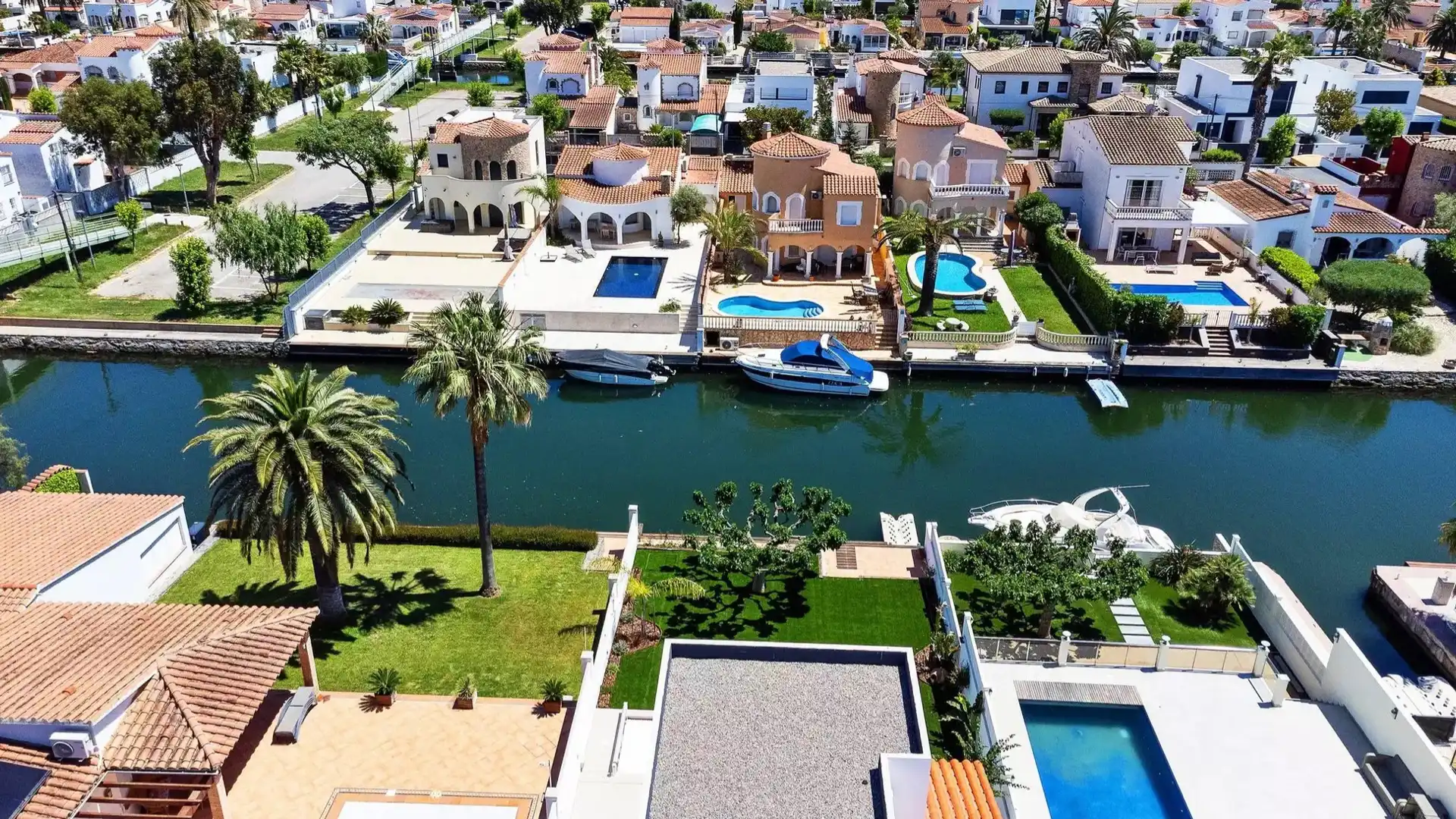 Casa con piscina in vendita a Carrer Segre, imagen 6