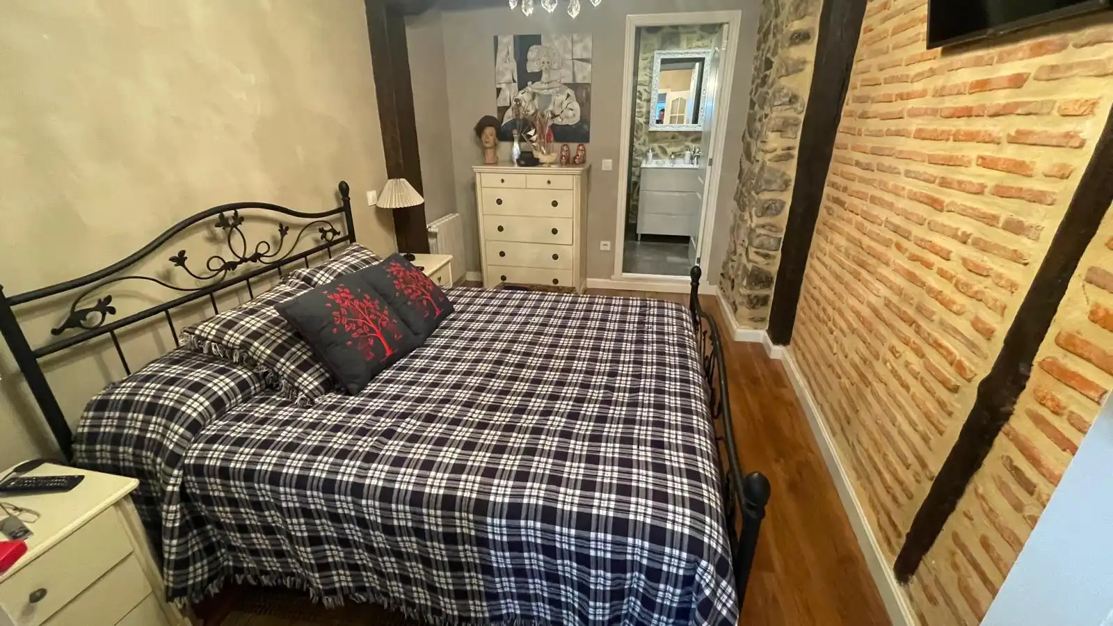 Bedroom of Flat for sale in Castro-Urdiales  with Heating, Furnished and Balcony