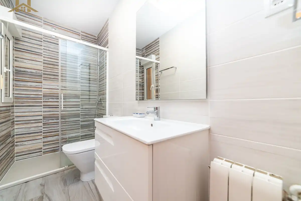 Baño de Casa o chalet en venta en Valdemorillo con Calefacción, Jardín privado y Terraza