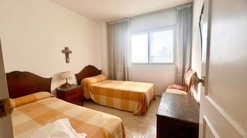 Photo 5 of Flat for sale in Avenida Avenida Santa Amalia, 22, Castillo Sohail - Myramar, Fuengirola