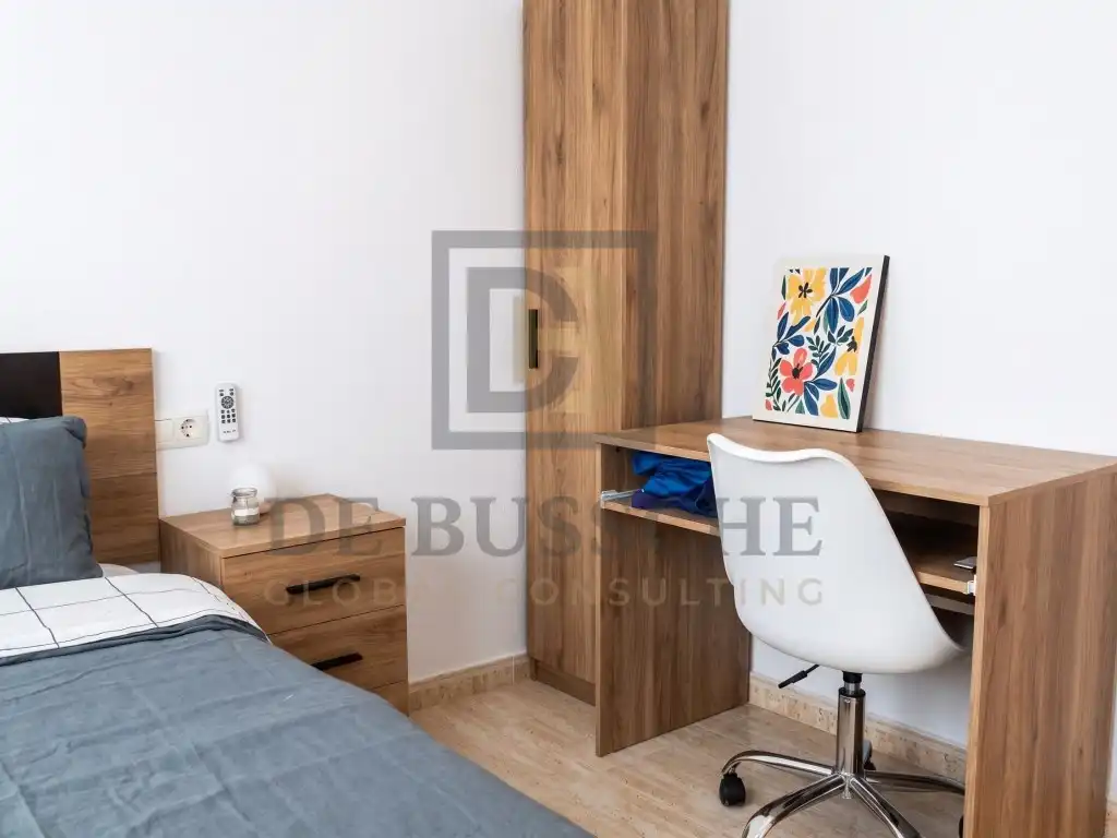 Habitación de Piso de alquiler en Torrevieja con Piscina, Amueblado y Lavadora