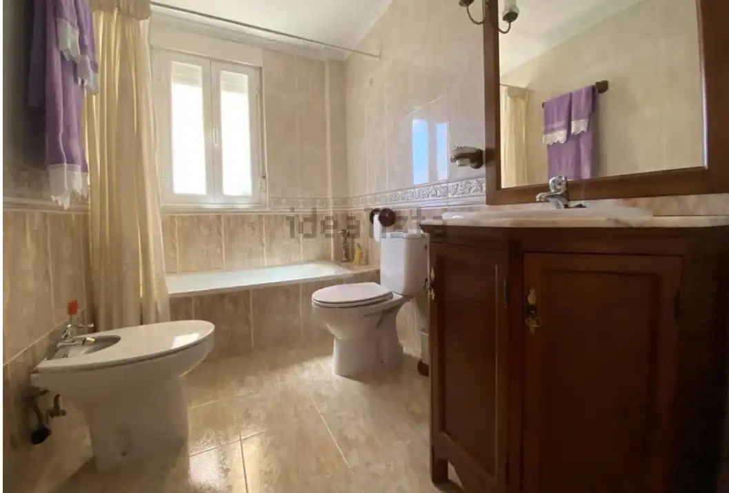 Baño de Casa o chalet en venta en Buenavista con Calefacción, Jardín privado y Parquet