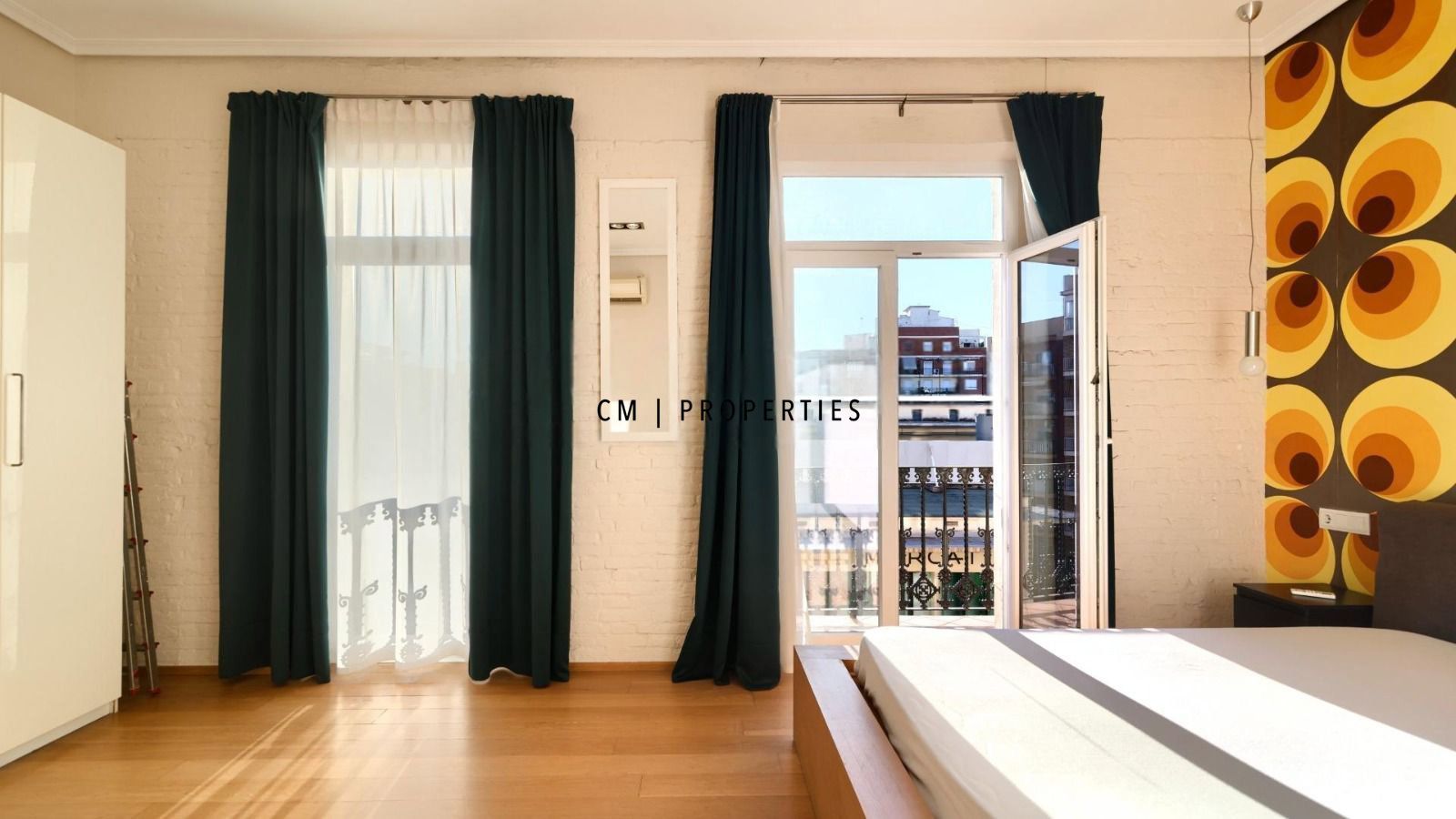 Bedroom of Flat to rent in  Valencia Capital  with Air Conditioner, Heating and Parquet flooring