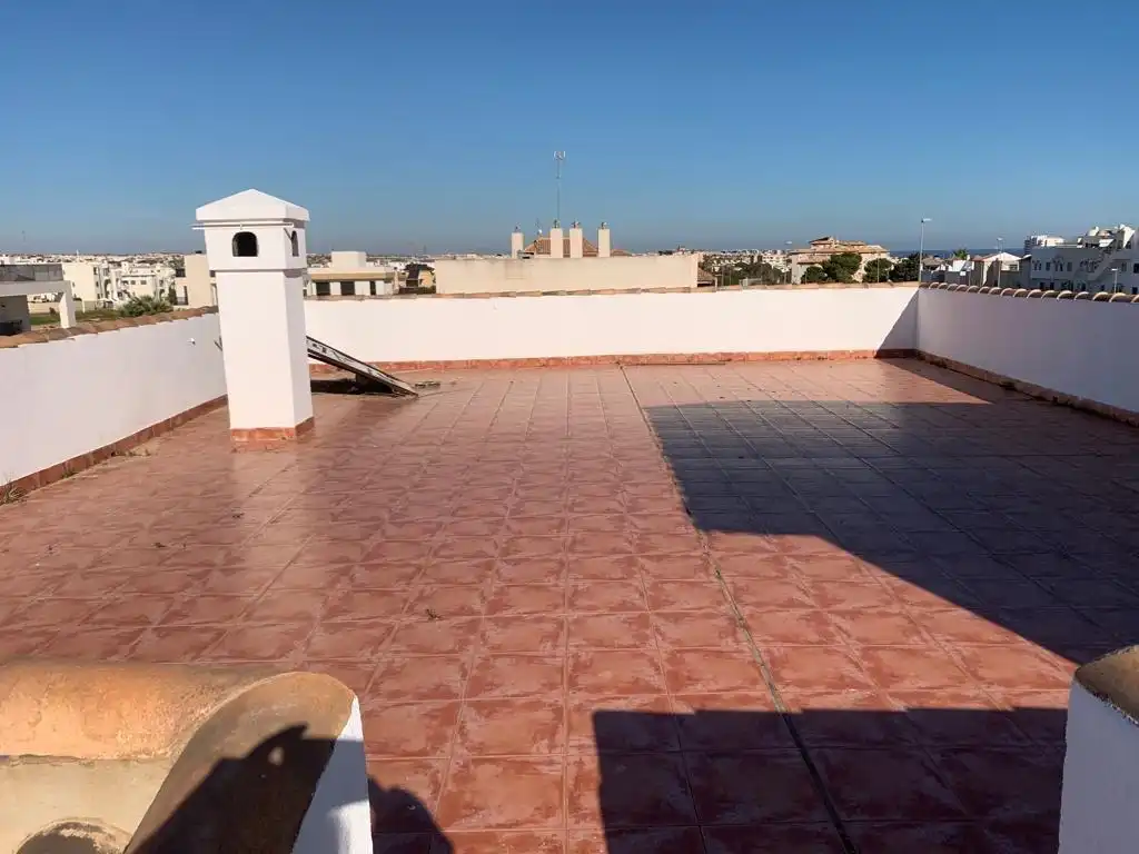 Terrassa de Casa o xalet en venda en Orihuela amb Aire condicionat, Calefacció i Jardí privat