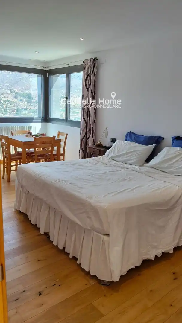 Dormitori de Casa o xalet en venda en Relleu amb Aire condicionat, Calefacció i Piscina