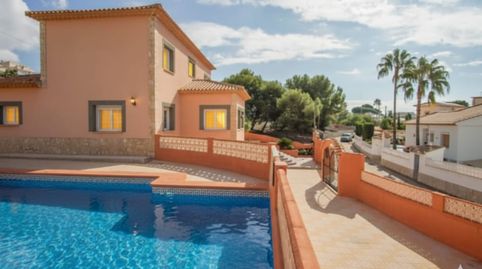 Foto 2 de Casa o chalet en venta en Marisol Park - Ortembach - Los Almendros, Calpe / Calp