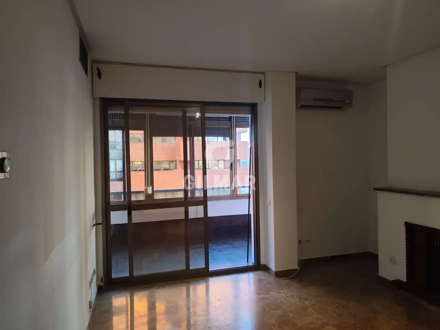 Habitación de Apartamento de alquiler en Sevilla con Calefacción y Balcón